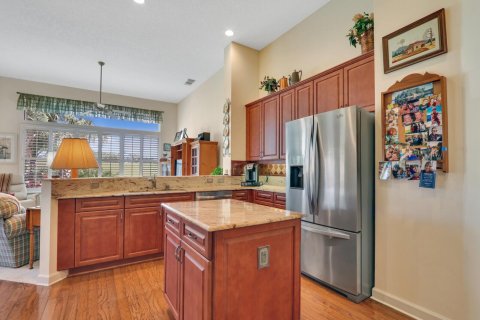 House in Port St. Lucie, Florida 3 bedrooms, 215.72 sq.m. № 2250115 - photo 26