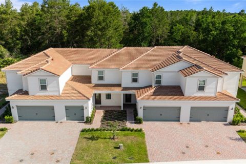 Adosado en venta en Kissimmee, Florida, 3 dormitorios, 151.9 m2 № 2214777 - foto 3