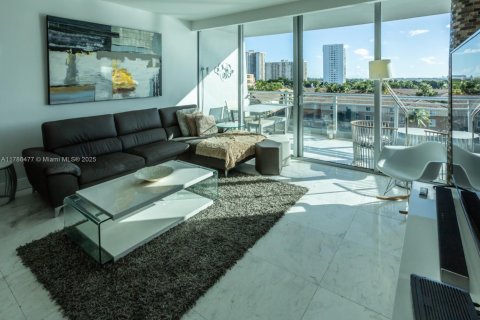 Copropriété à vendre à Aventura, Floride: 2 chambres, 127.83 m2 № 1958812 - photo 2