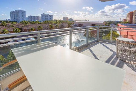 Copropriété à vendre à Aventura, Floride: 2 chambres, 127.83 m2 № 1958812 - photo 27