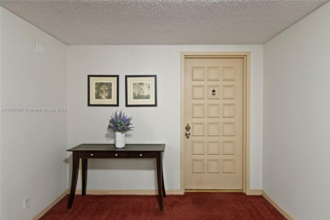 Condominio en venta en Fort Lauderdale, Florida, 1 dormitorio, 80.82 m2 № 1863639 - foto 10