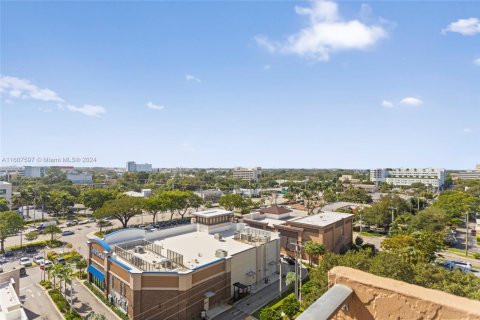 Condominio en venta en Fort Lauderdale, Florida, 1 dormitorio, 80.82 m2 № 1863639 - foto 30