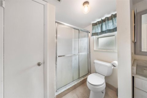 Купить виллу или дом в Альтамонте-Спрингс, Флорида 7 комнат, 222.97м2, № 2399342 - фото 15