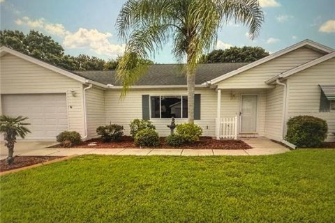 Villa ou maison à Summerfield, Floride 2 chambres, 161.19 m2 № 2125690