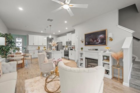Townhouse in Wesley Chapel, Florida 3 bedrooms, 156.08 sq.m. № 1912739 - photo 19