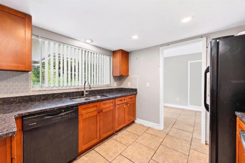 Villa ou maison à vendre à Orlando, Floride: 4 chambres, 137.4 m2 № 2330993 - photo 9