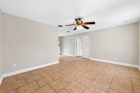 Villa ou maison à vendre à Orlando, Floride: 4 chambres, 137.4 m2 № 2330993 - photo 3