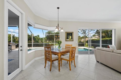 Villa ou maison à vendre à Bradenton, Floride: 4 chambres, 241.17 m2 № 2410559 - photo 18