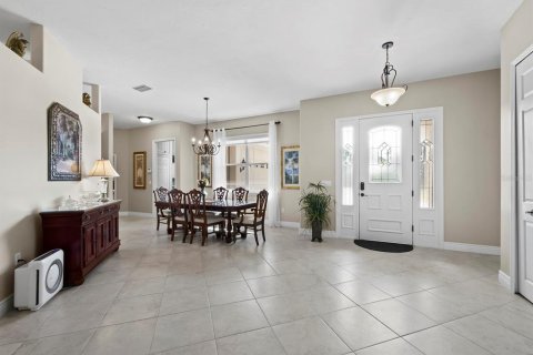Villa ou maison à vendre à Bradenton, Floride: 4 chambres, 241.17 m2 № 2410559 - photo 6