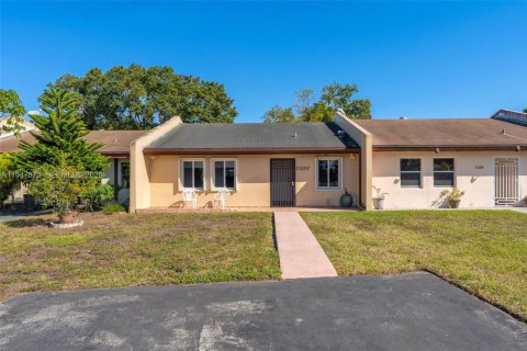 Touwnhouse à Miami, Floride 3 chambres, 90.12 m2 № 2004240