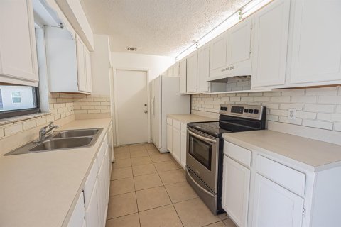 Casa en venta en Port St. Lucie, Florida, 2 dormitorios, 100.52 m2 № 2078326 - foto 8