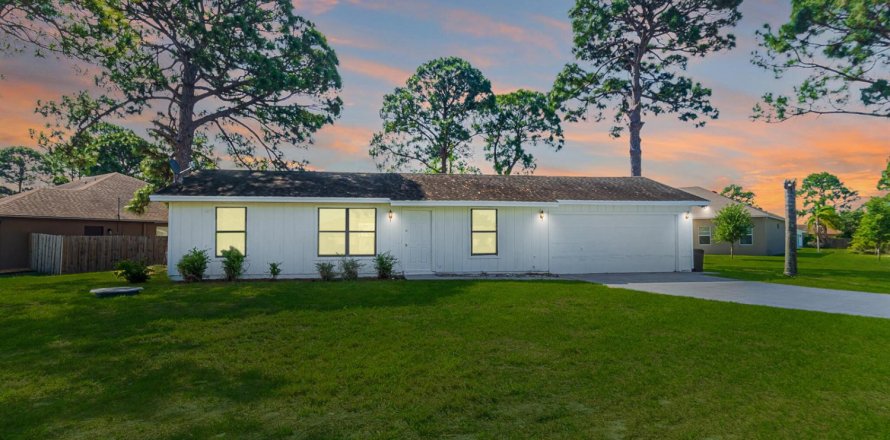 Casa en Port St. Lucie, Florida 2 dormitorios, 100.52 m2 № 2078326