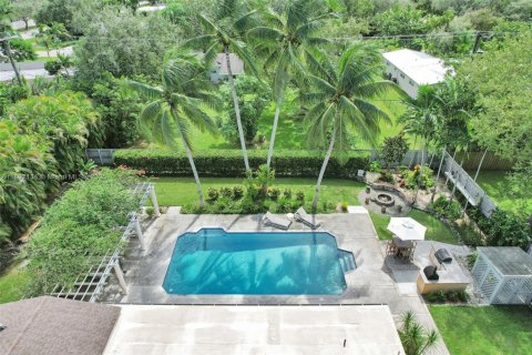 House in Palmetto Bay, Florida 4 bedrooms, 204.94 sq.m. № 1948713 - photo 27