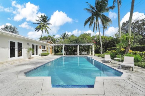 House in Palmetto Bay, Florida 4 bedrooms, 204.94 sq.m. № 1948713 - photo 21