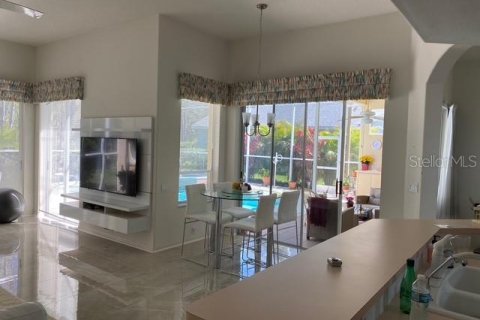 Casa en venta en New Port Richey, Florida, 3 dormitorios, 204.57 m2 № 2386424 - foto 3
