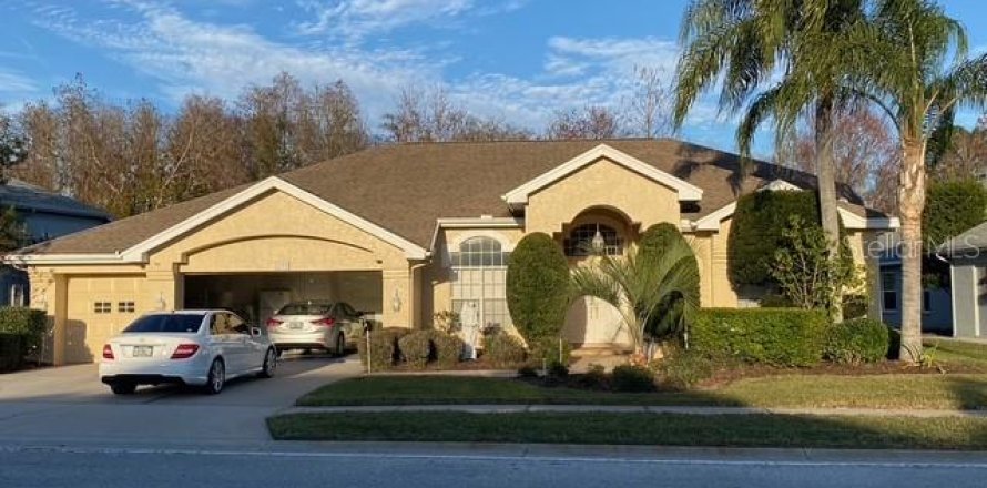 Casa en New Port Richey, Florida 3 dormitorios, 204.57 m2 № 2386424