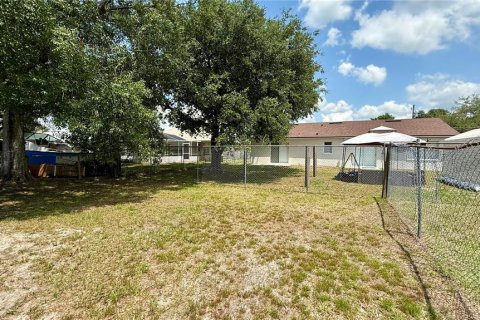 Casa en alquiler en Kissimmee, Florida, 2 dormitorios, 111.48 m2 № 1685079 - foto 17