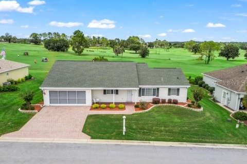 House in Summerfield, Florida 2 bedrooms, 153.47 sq.m. № 2349685