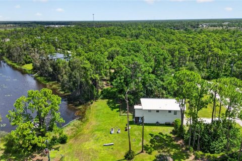 Villa ou maison à vendre à Punta Gorda, Floride: 3 chambres, 125.23 m2 № 2219803 - photo 30
