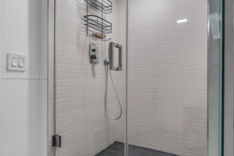 Купить кондоминиум в Дорал, Флорида 2 спальни, 137.03м2, № 1924198 - фото 19