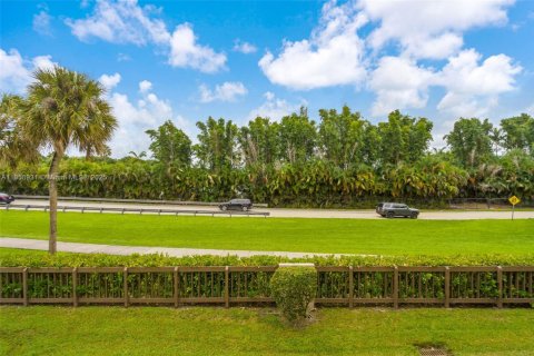 Купить кондоминиум в Дорал, Флорида 2 спальни, 137.03м2, № 1924198 - фото 27