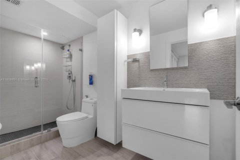 Купить кондоминиум в Дорал, Флорида 2 спальни, 137.03м2, № 1924198 - фото 22