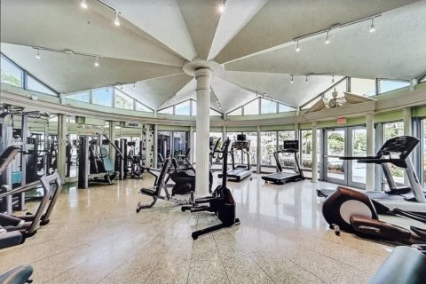 Condo in Miami Beach, Florida, 1 bedroom  № 1987607 - photo 17