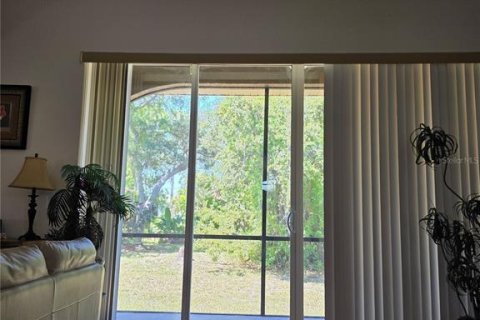 Villa ou maison à vendre à Rotonda, Floride: 3 chambres, 198.44 m2 № 2156271 - photo 24