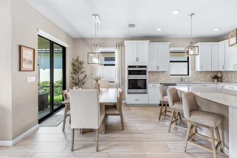 Casa en venta en Port St. Lucie, Florida, 4 dormitorios, 171.78 m2 № 2377308 - foto 3