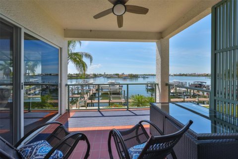 Condo in Apollo Beach, Florida, 3 bedrooms  № 1724688 - photo 26