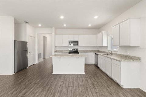 Casa en venta en Winter Haven, Florida, 3 dormitorios, 141.77 m2 № 1587733 - foto 3
