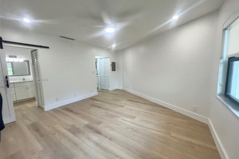 Copropriété à louer à Fort Lauderdale, Floride: 47.38 m2 № 1947067 - photo 11