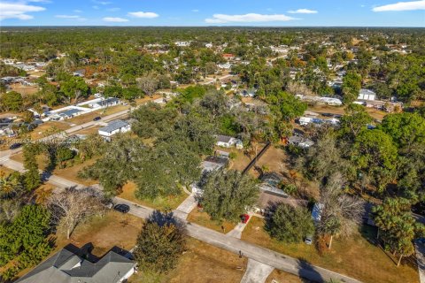 Купить виллу или дом в Лихай-Эйкерс, Флорида 3 спальни, № 2024236 - фото 3