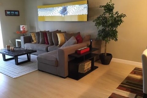 Copropriété à vendre à Weston, Floride: 2 chambres, 120.03 m2 № 1864008 - photo 1