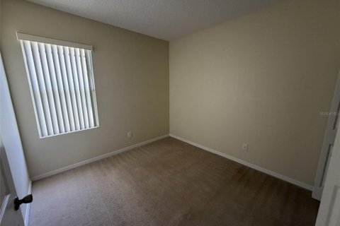 House in Davenport, Florida 5 bedrooms, 169.55 sq.m. № 2212505 - photo 14