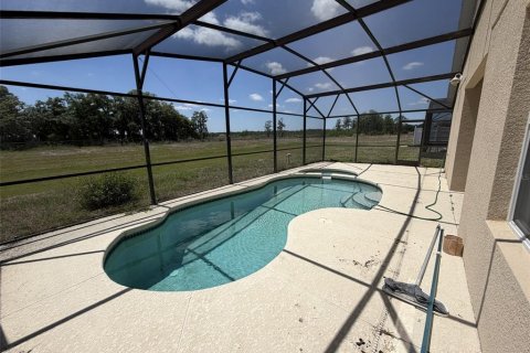 House in Davenport, Florida 5 bedrooms, 169.55 sq.m. № 2212505 - photo 22