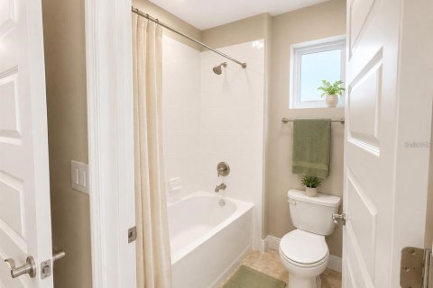 Casa en venta en Davenport, Florida, 4 dormitorios, 281.03 m2 № 2403167 - foto 5