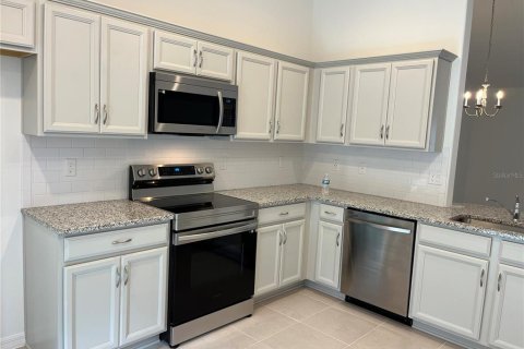 Commercial property in Palm Coast, Florida 6 bedrooms, 225.38 sq.m. № 2210627 - photo 7