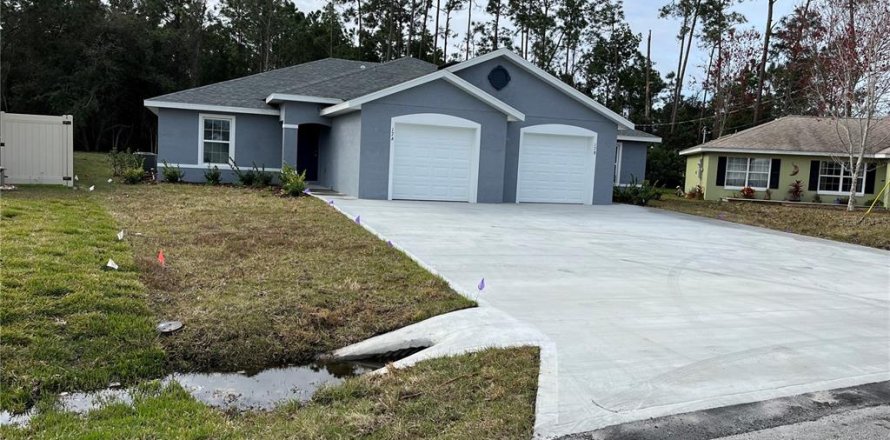 Commercial property in Palm Coast, Florida 6 bedrooms, 225.38 sq.m. № 2210627