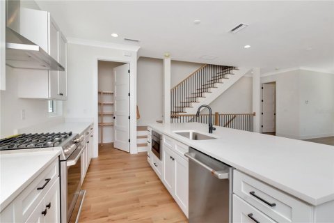 Townhouse in Tampa, Florida 3 bedrooms, 255.48 sq.m. № 1824916 - photo 18