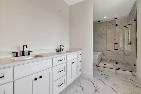 Townhouse in Tampa, Florida 3 bedrooms, 255.48 sq.m. № 1824916 - photo 30