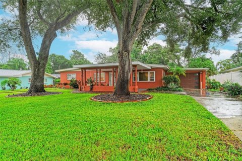 Villa ou maison à Sarasota, Floride 3 chambres, 115.94 m2 № 2408256