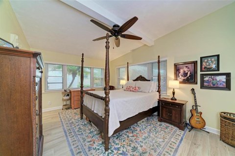 Villa ou maison à vendre à Sarasota, Floride: 3 chambres, 115.94 m2 № 2408256 - photo 18