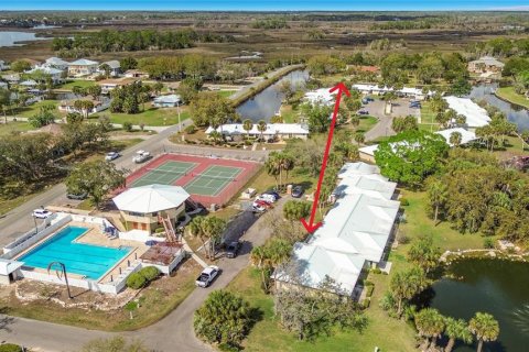Condominio en venta en Crystal River, Florida, 1 dormitorio, 83.61 m2 № 2232790 - foto 6
