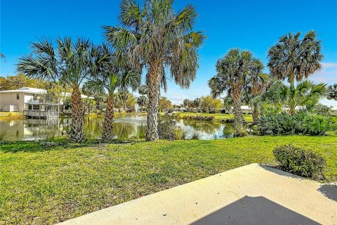 Condominio en venta en Crystal River, Florida, 1 dormitorio, 83.61 m2 № 2232790 - foto 20
