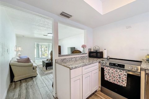 Condominio en venta en Crystal River, Florida, 1 dormitorio, 83.61 m2 № 2232790 - foto 13