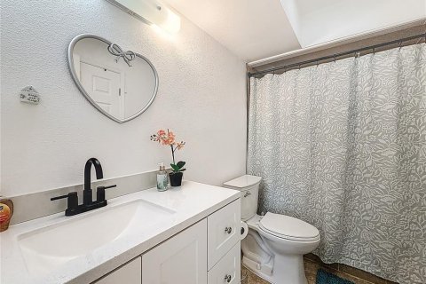 Condominio en venta en Crystal River, Florida, 1 dormitorio, 83.61 m2 № 2232790 - foto 17
