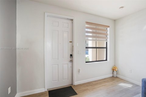 Купить таунхаус в Хомстед, Флорида 3 спальни, 158.49м2, № 2046363 - фото 4