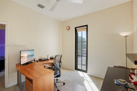 Купить таунхаус в Хомстед, Флорида 3 спальни, 158.49м2, № 2046363 - фото 25