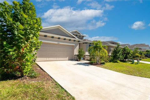 Villa ou maison à vendre à Sarasota, Floride: 4 chambres, 190.54 m2 № 2347705 - photo 3
